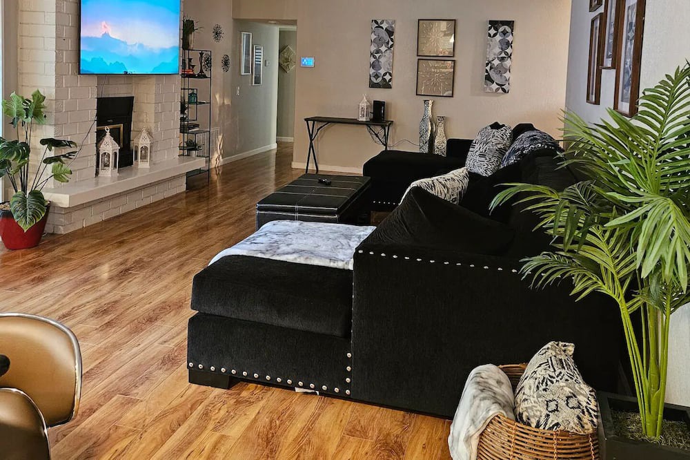 Photo of Livingroom in Orangevale