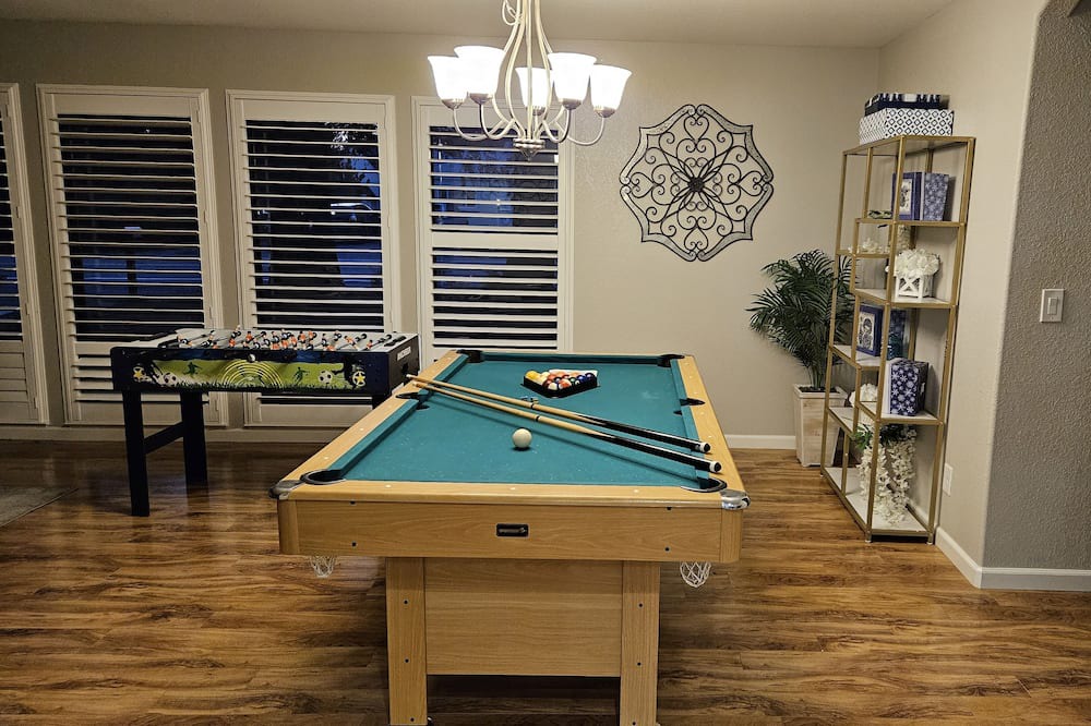 Photo of Bedroom in Orangevale