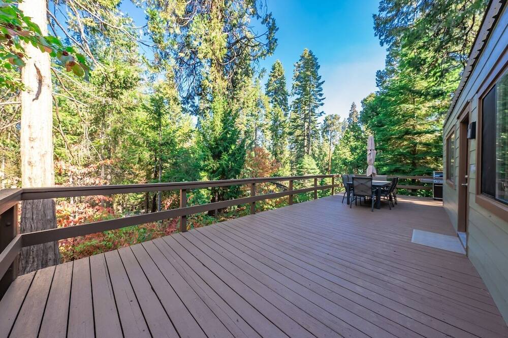 Photo of Outdoor in Sierra Cedars