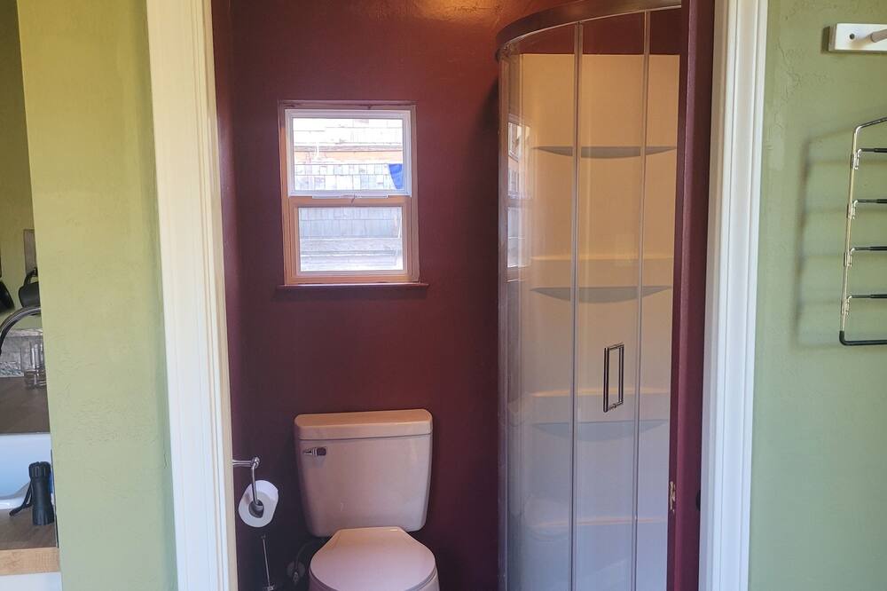 Photo of Bathroom in Volcano