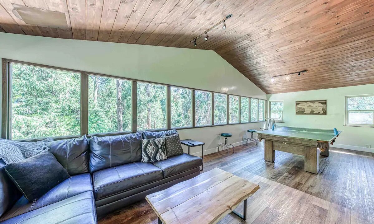 Photo of Bedroom in Sierra Cedars