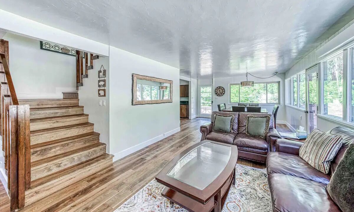 Photo of Livingroom in Sierra Cedars