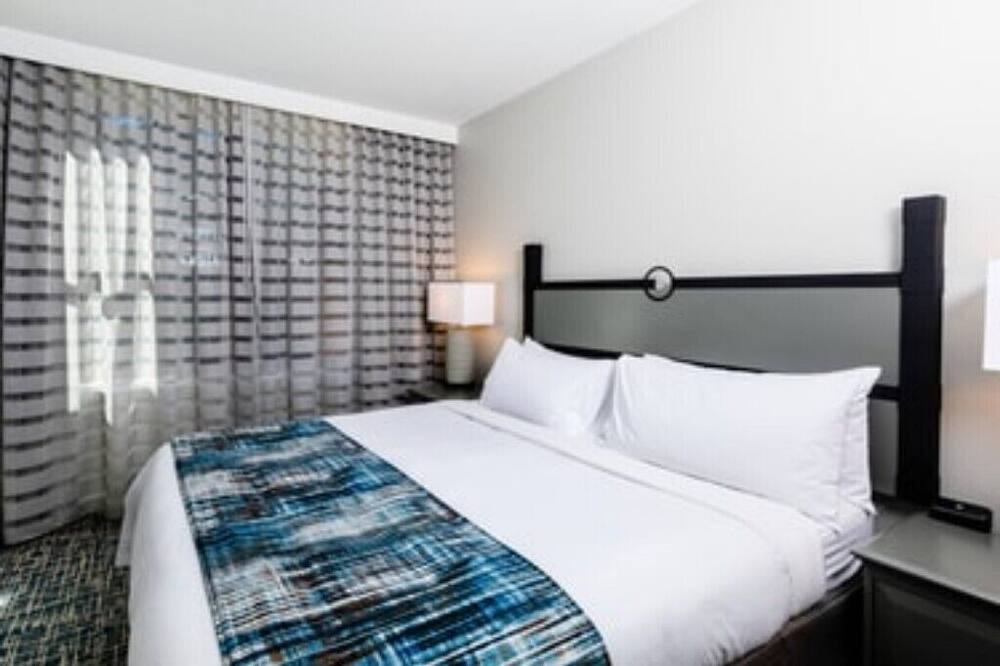 Photo of Bedroom in Stateline