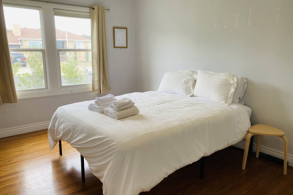 Photo of Bedroom in San Bruno
