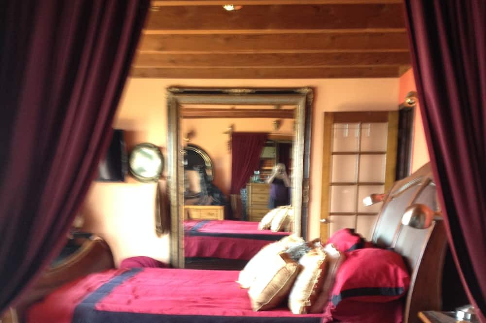 Photo of Bedroom in Aptos