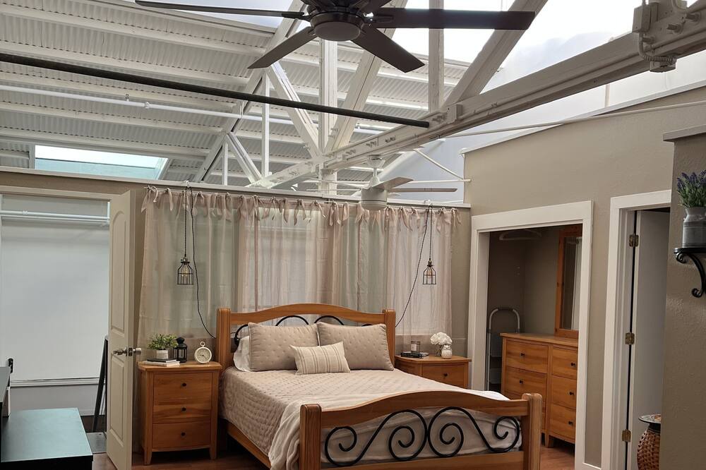 Photo of Bedroom in Woodland