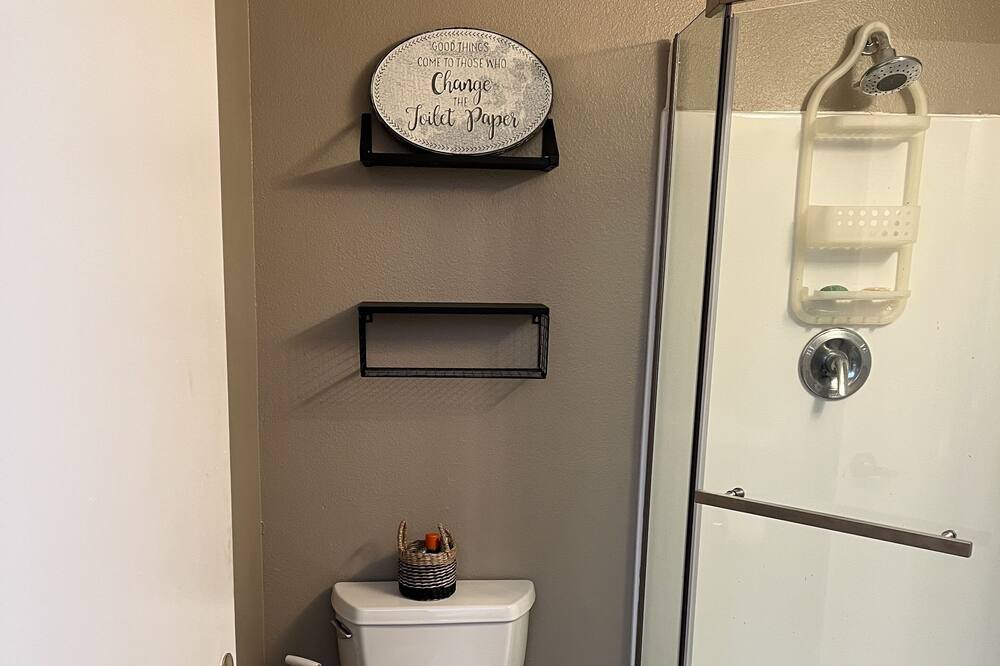 Photo of Bathroom in Woodland