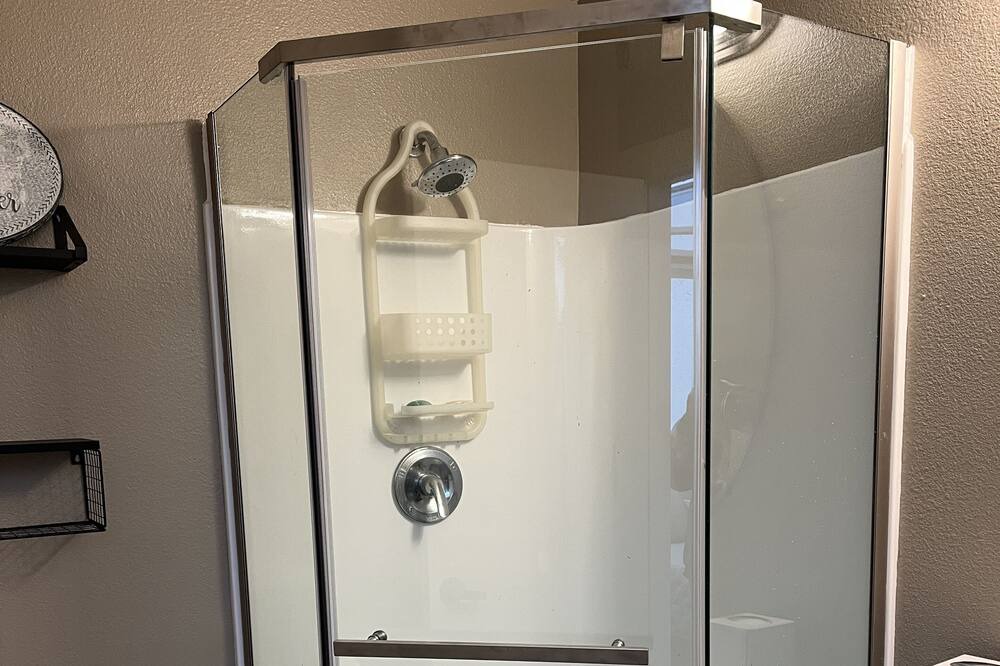 Photo of Bathroom in Woodland
