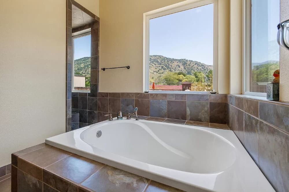 Photo of Bathroom in Springville