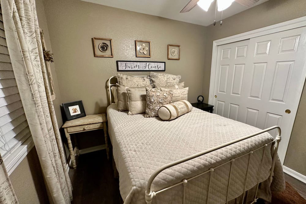 Photo of Bedroom in Exeter