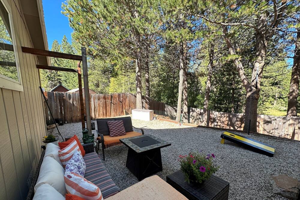 Photo of Patio Balcony in Bijou Park
