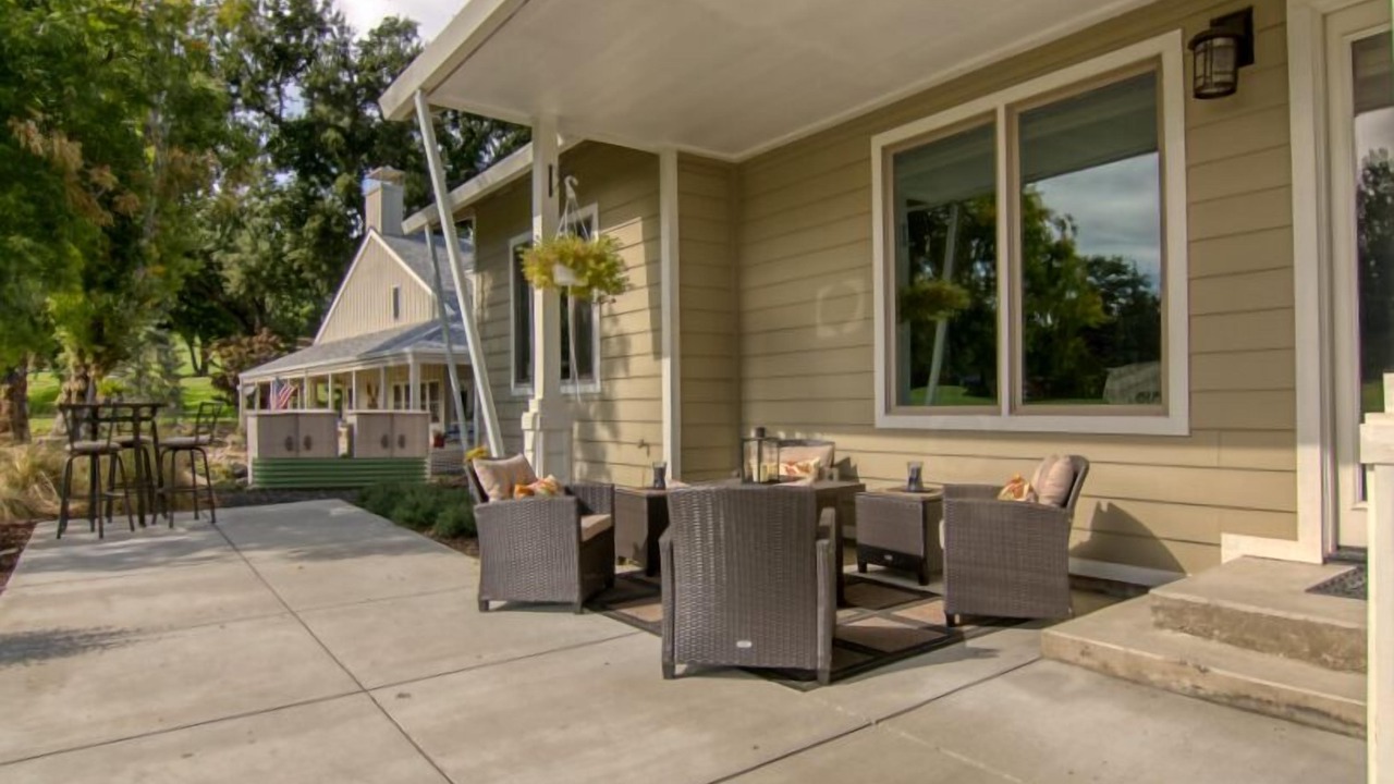 Photo of Patio Balcony in Groveland