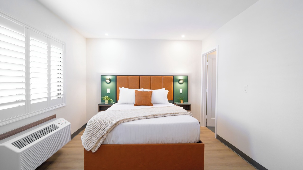Photo of Bedroom in Studio City