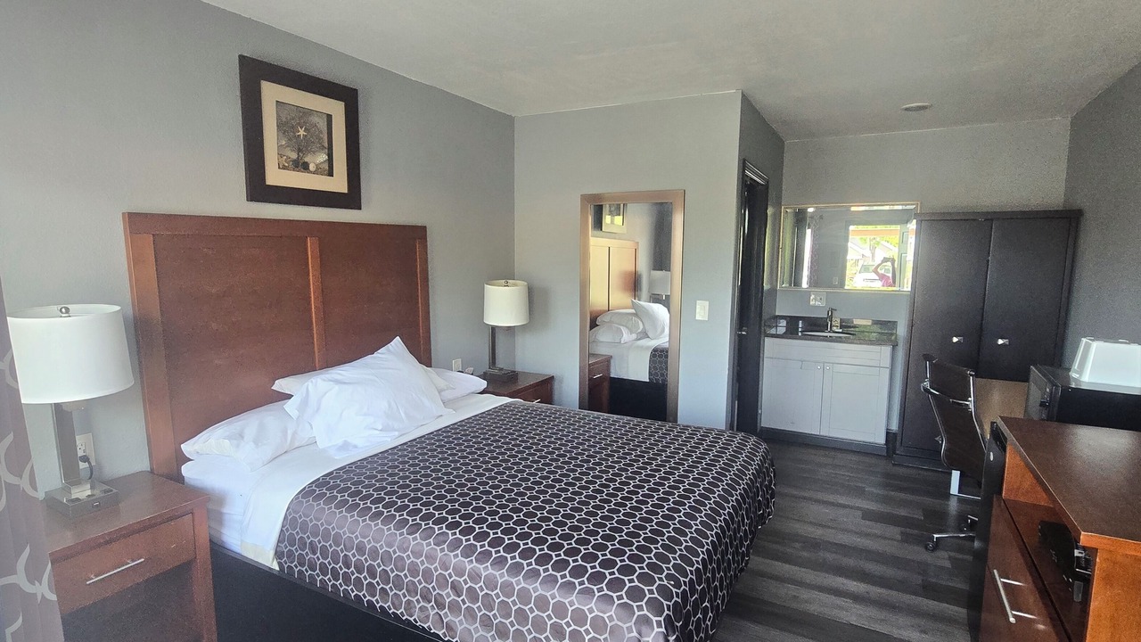 Photo of Bedroom in Lodi