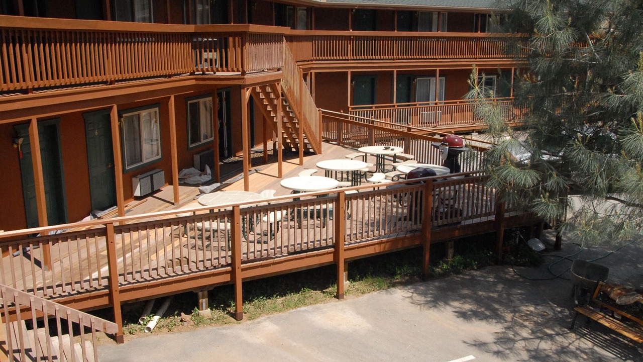 Photo of Patio Balcony in Kernville