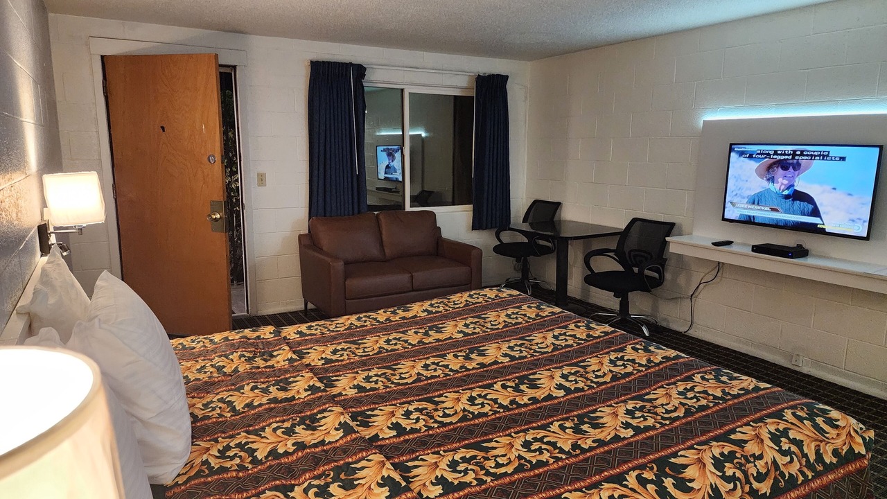 Photo of Bedroom in Hawthorne