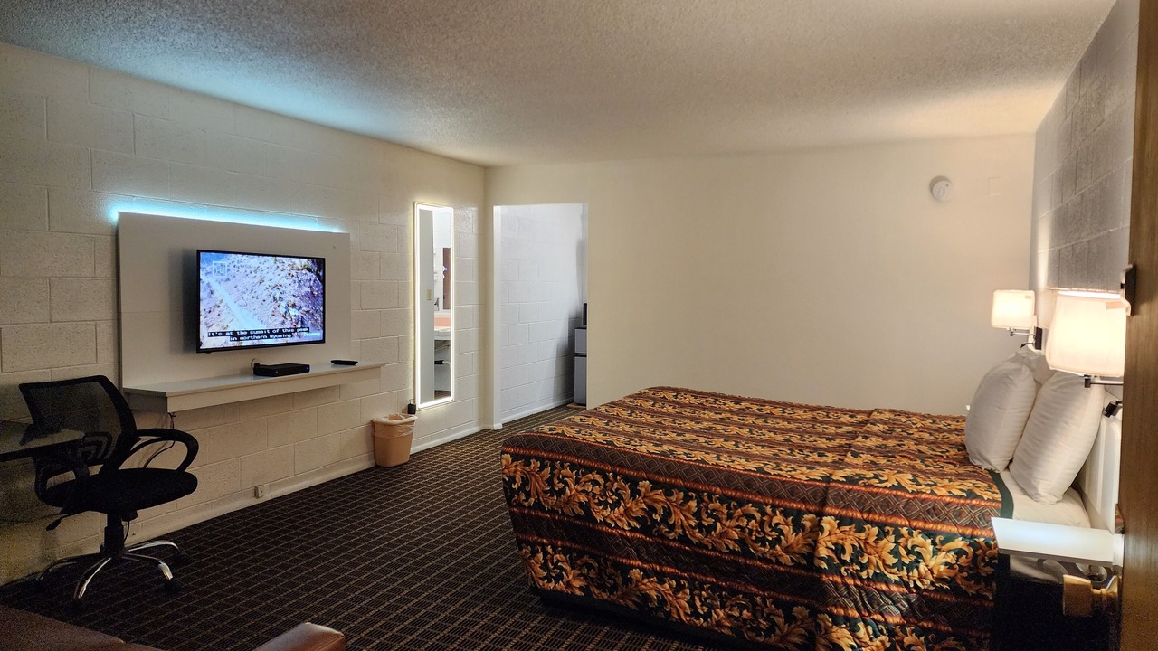 Photo of Bedroom in Hawthorne