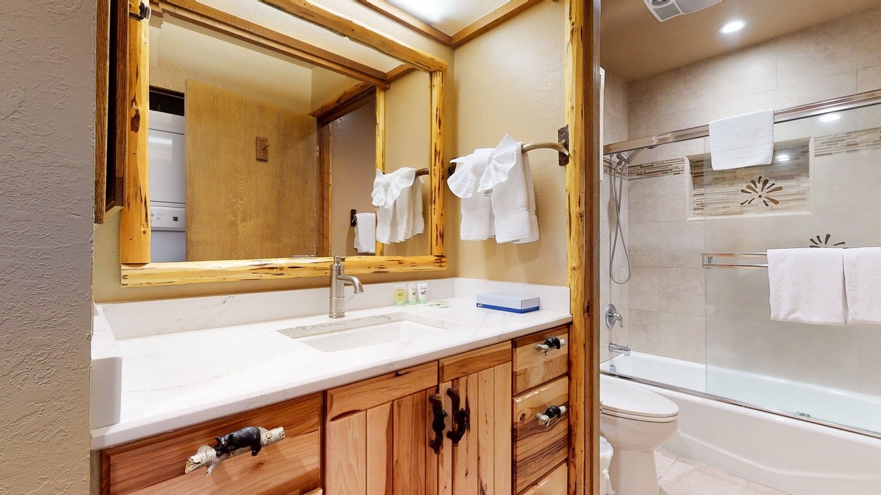 Photo of Bathroom in Mammoth Lakes