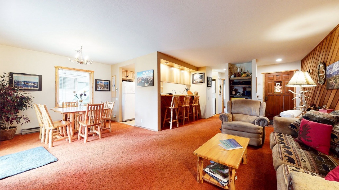 Photo of Bedroom in Mammoth Lakes