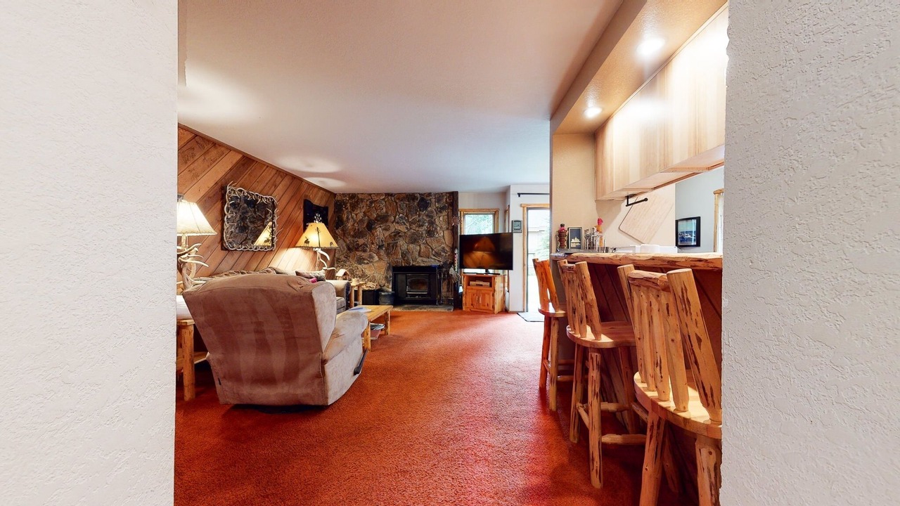 Photo of Bedroom in Mammoth Lakes