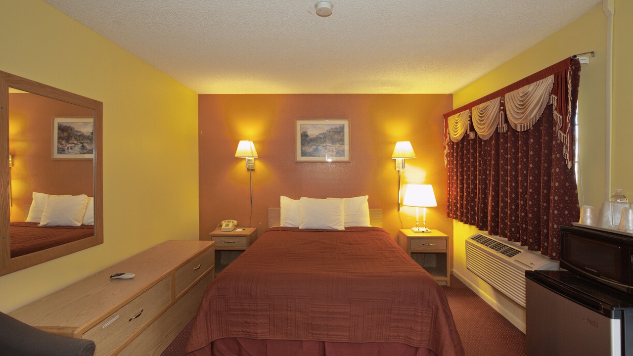 Photo of Bedroom in Winnemucca