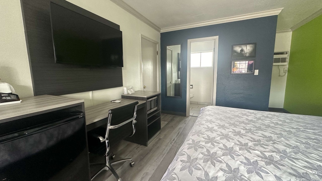 Photo of Bedroom in Winnemucca