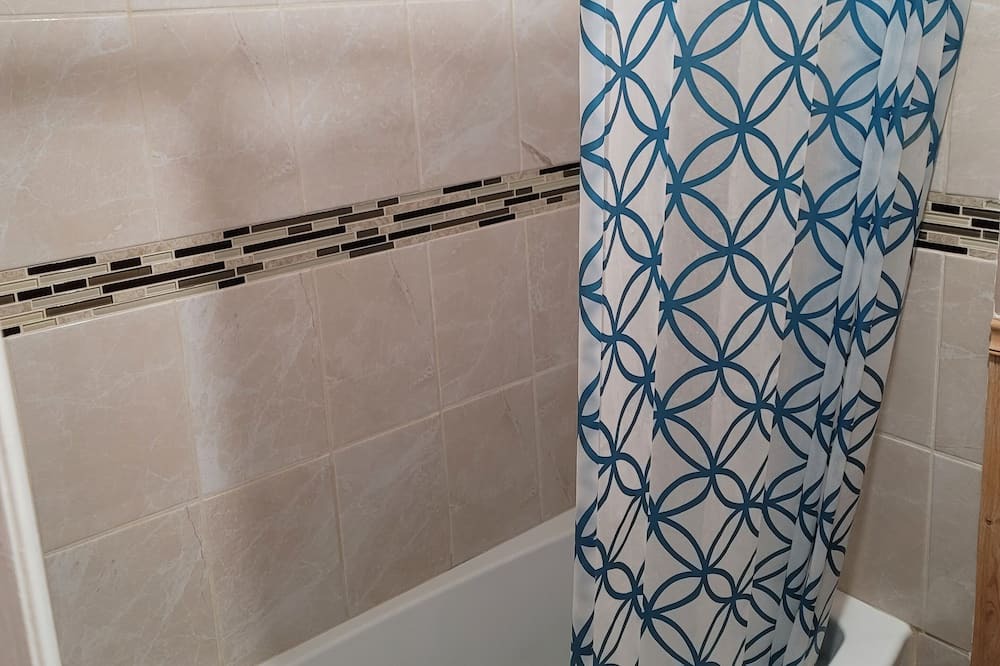 Photo of Bathroom in Tonopah