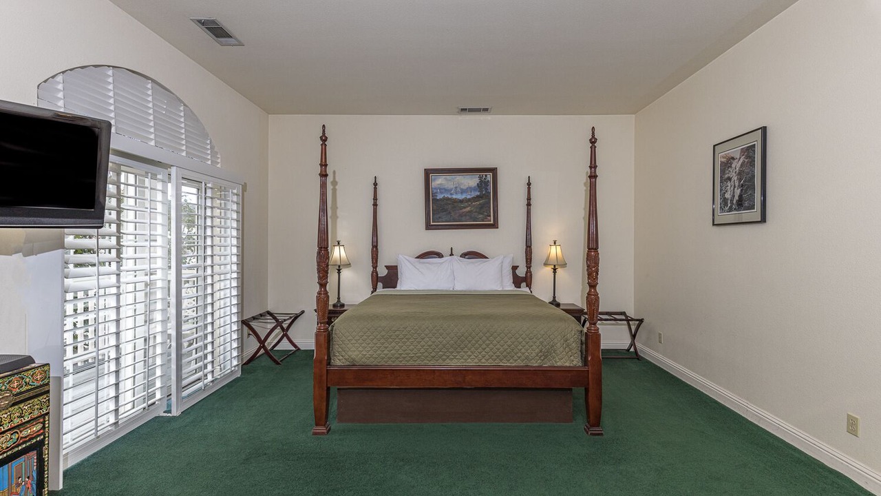 Photo of Bedroom in Mariposa