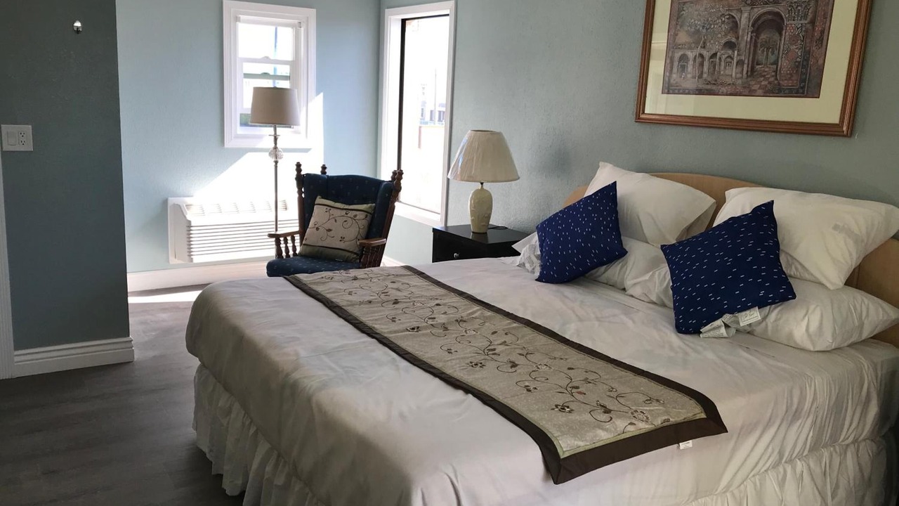 Photo of Bedroom in Huntington Beach