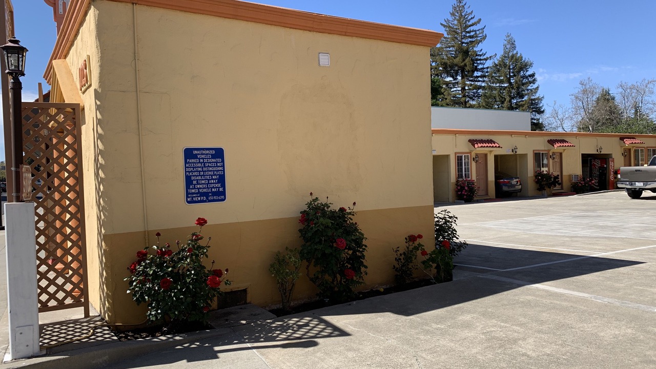 Photo of Outdoor in Old Mountain View