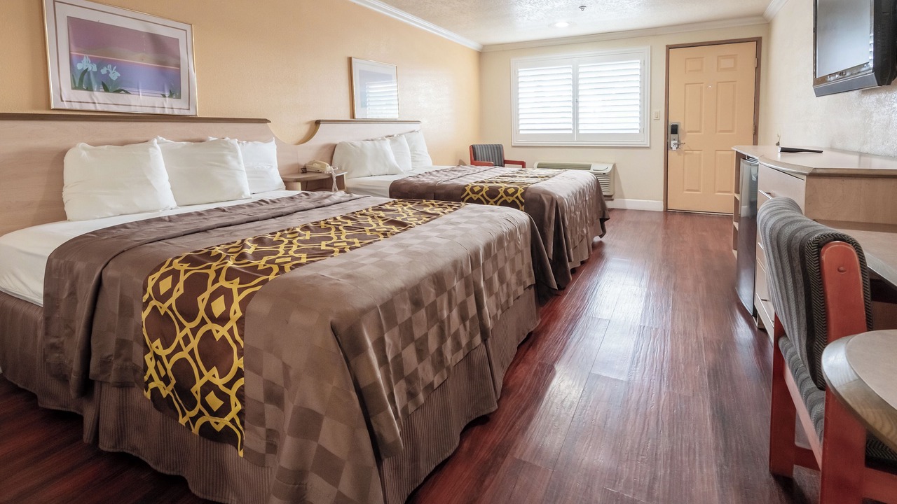 Photo of Bedroom in Corcoran