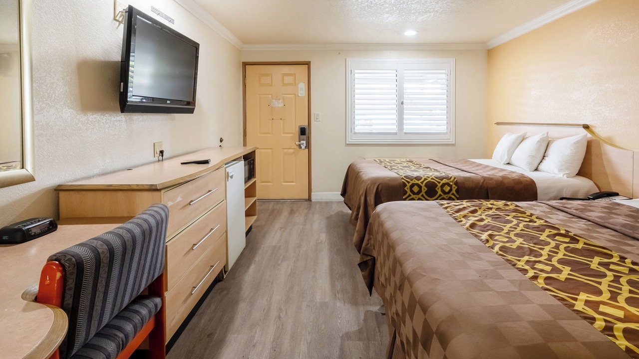 Photo of Bedroom in Corcoran