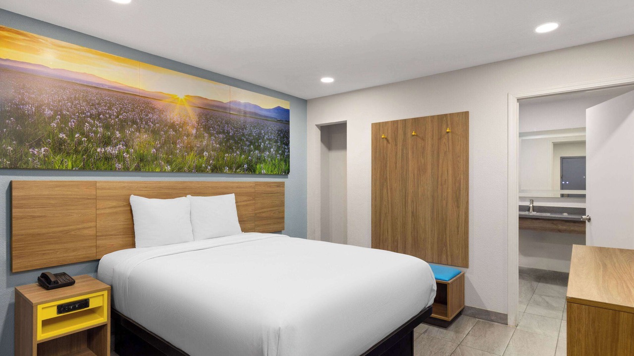 Photo of Bedroom in Bakersfield