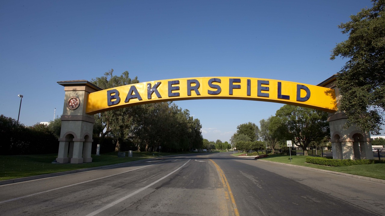 Photo of Buildings in Bakersfield