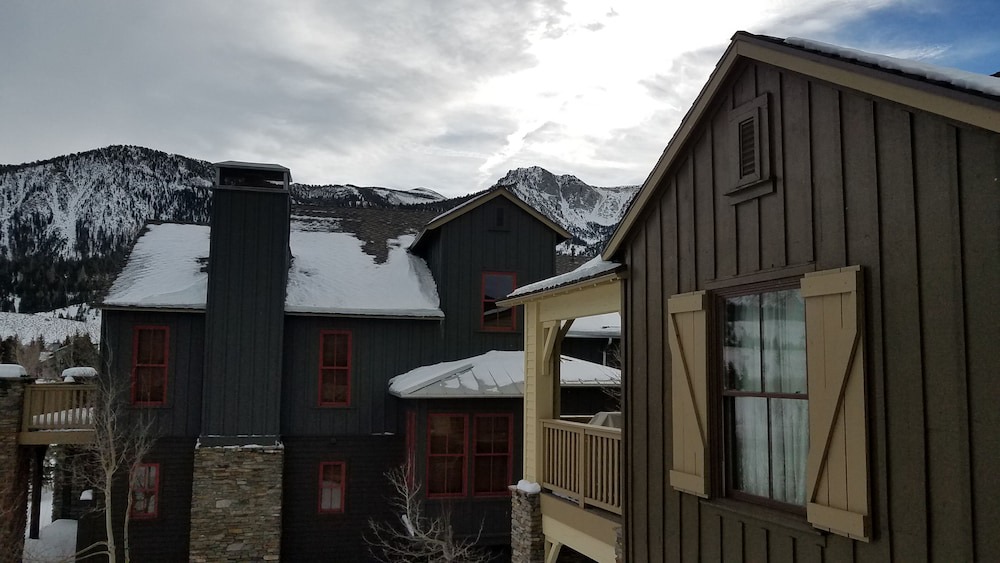 Photo of Outdoor in Mammoth Lakes