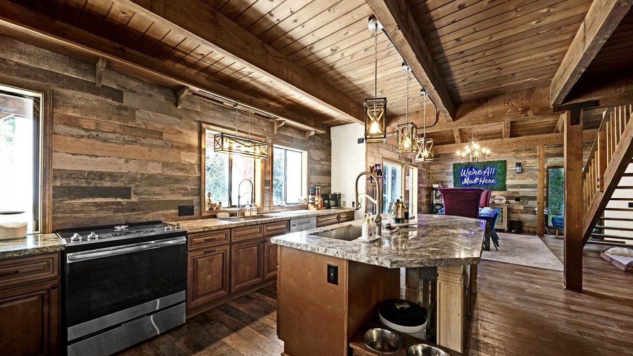 Photo of Kitchen in Lakehead
