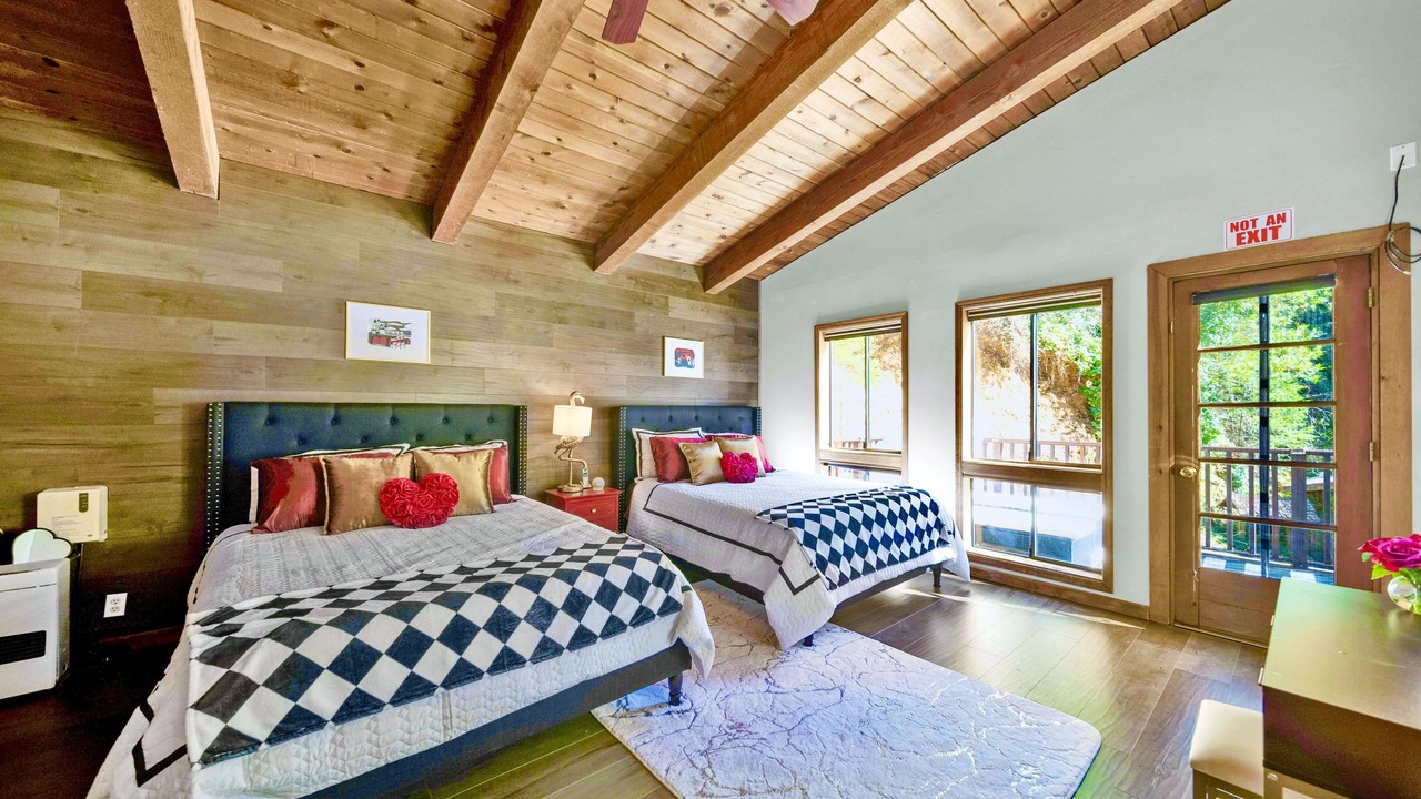 Photo of Bedroom in Lakehead