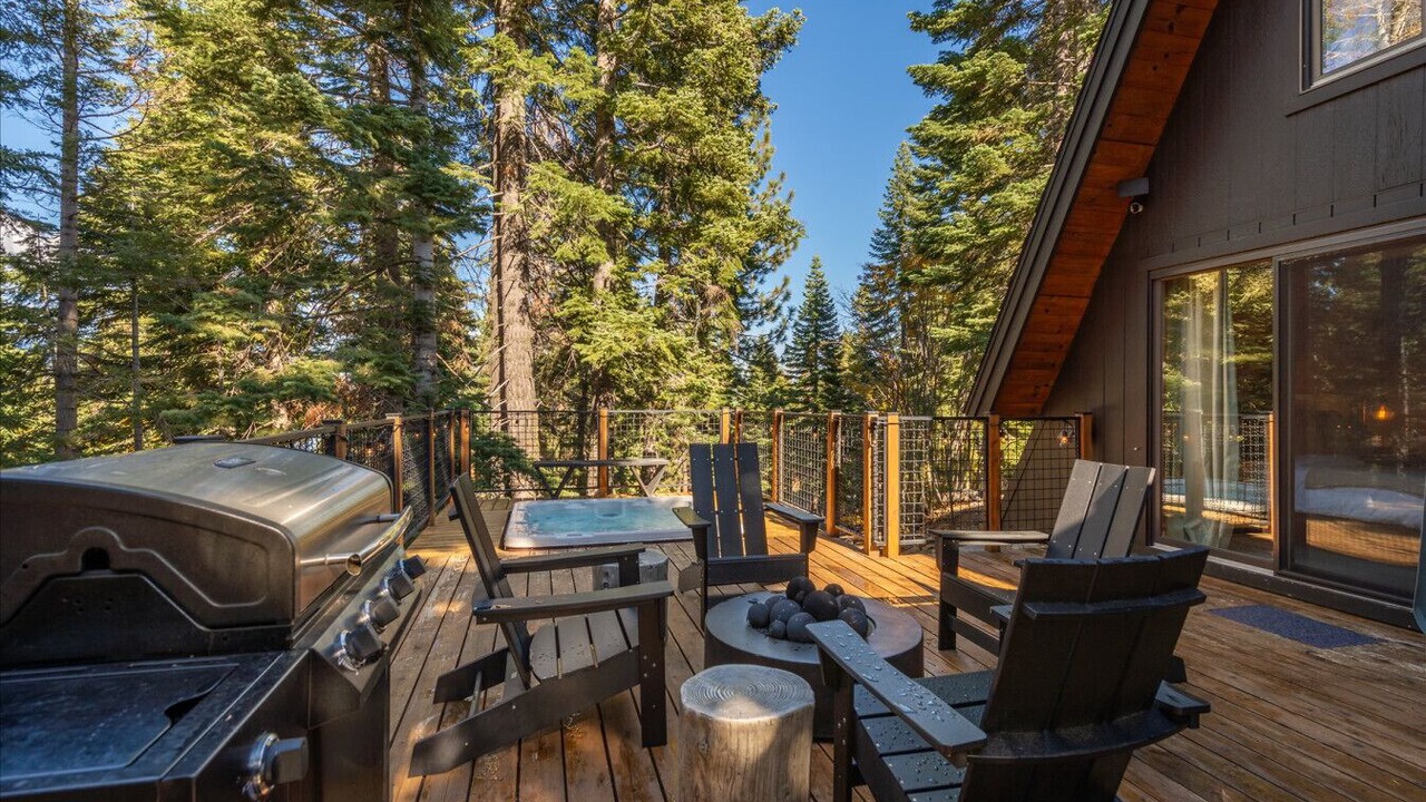 Photo of Patio Balcony in Tahoe City