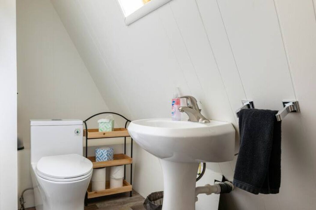 Photo of Bathroom in Strawberry