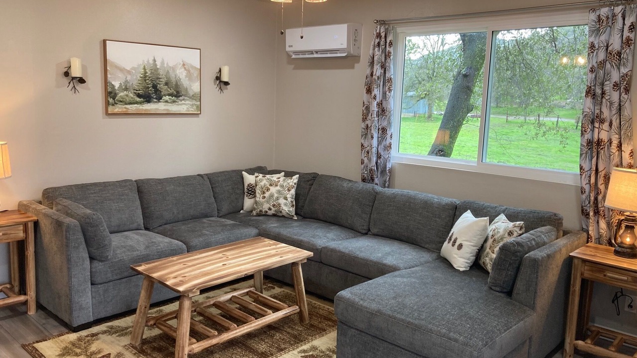 Photo of Livingroom in Three Rivers
