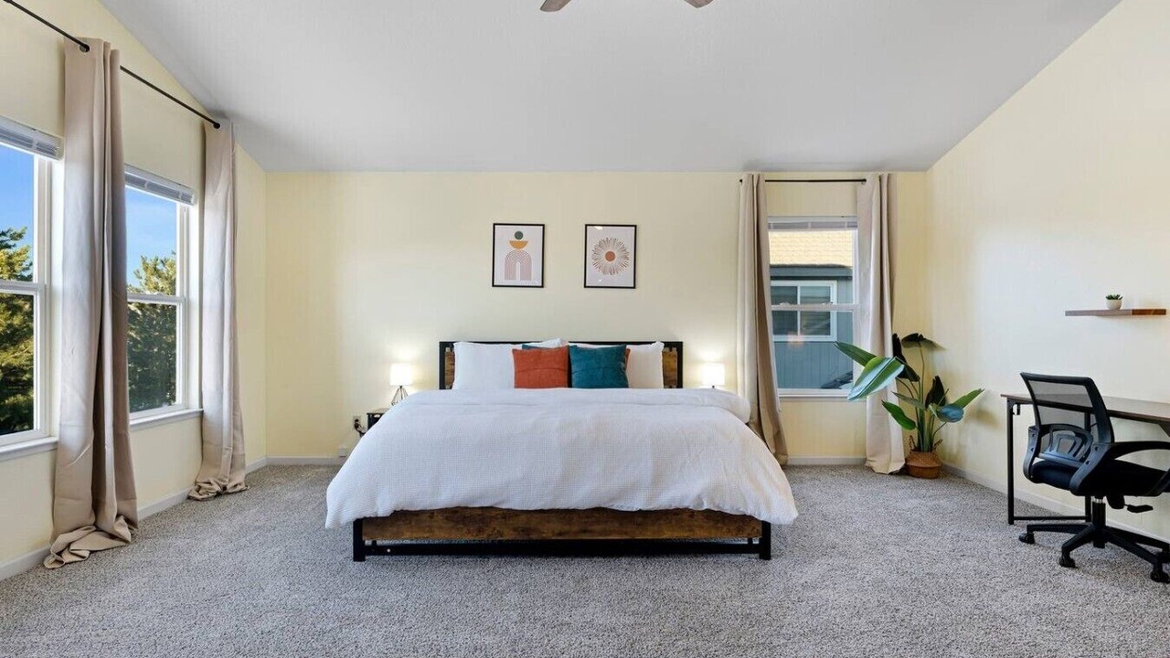 Photo of Bedroom in Sparks