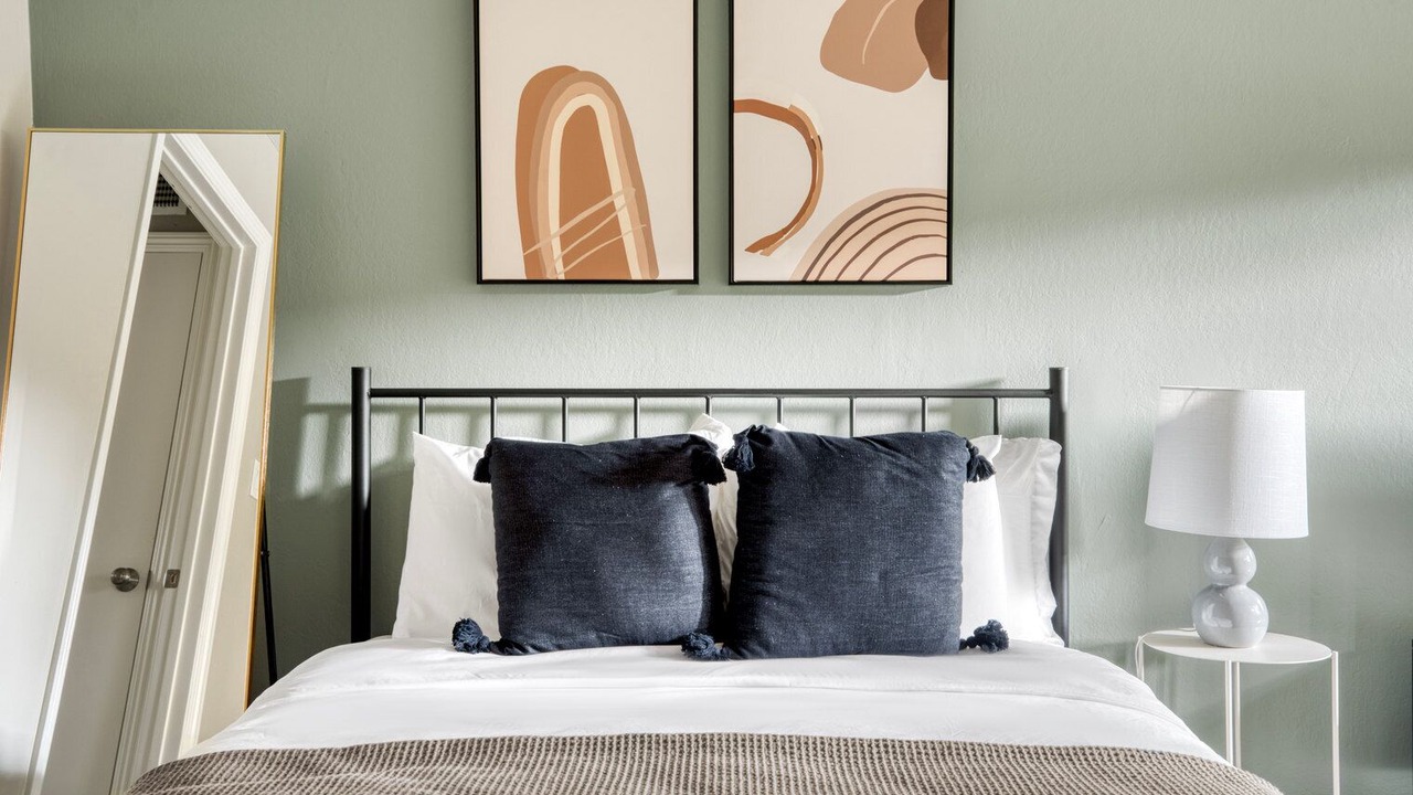 Photo of Bedroom in Central San Mateo