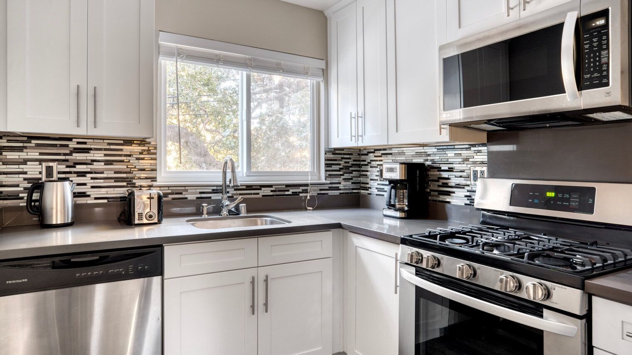 Photo of Kitchen in Central San Mateo