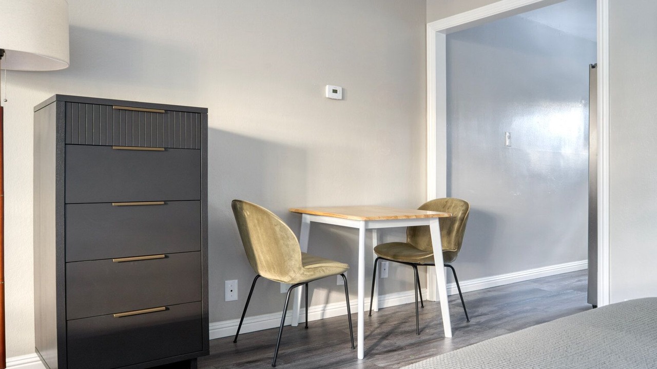 Photo of Bedroom in Central San Mateo