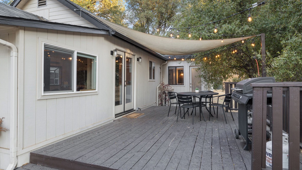 Photo of Outdoor in Oakhurst