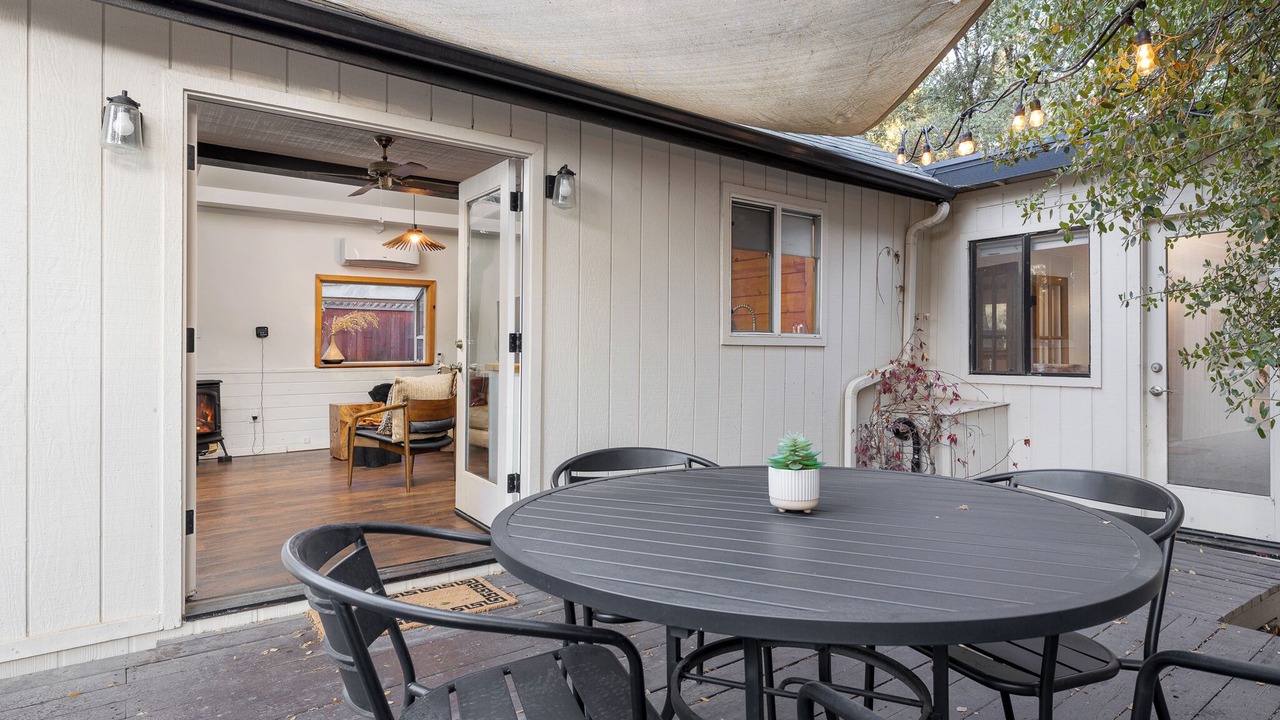 Photo of Outdoor in Oakhurst