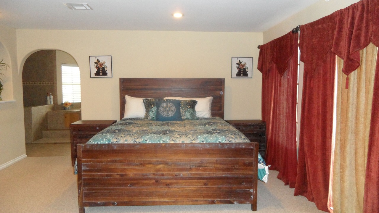 Photo of Bedroom in Frazier Park