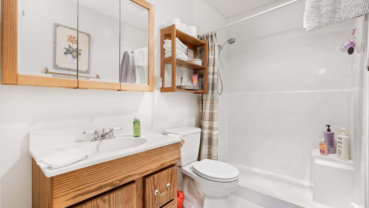 Photo of Bathroom in Sierra Cedars