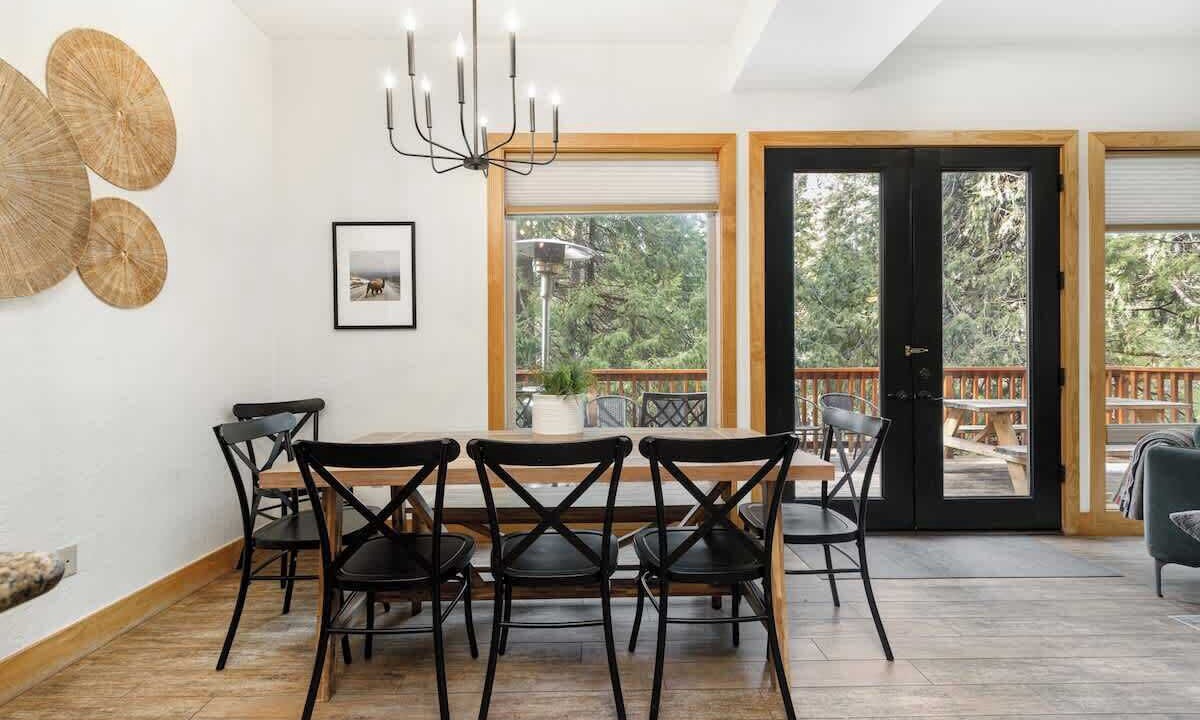 Photo of Bedroom in Shaver Lake
