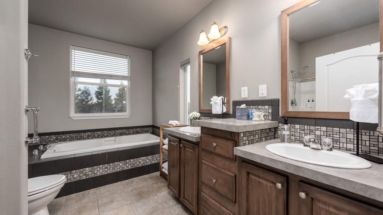Photo of Bathroom in Acampo